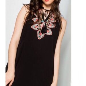 faveur Black sleeveless Embroidered lined dress woman’s  size small